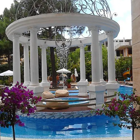 Апарт-отель Harmony Palace Apartcomplex