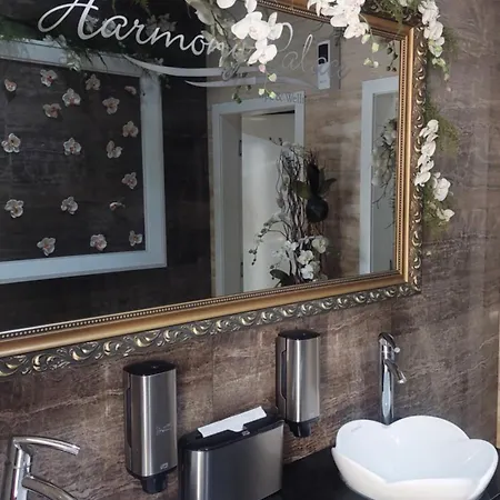 Harmony Palace Apartcomplex Napospart